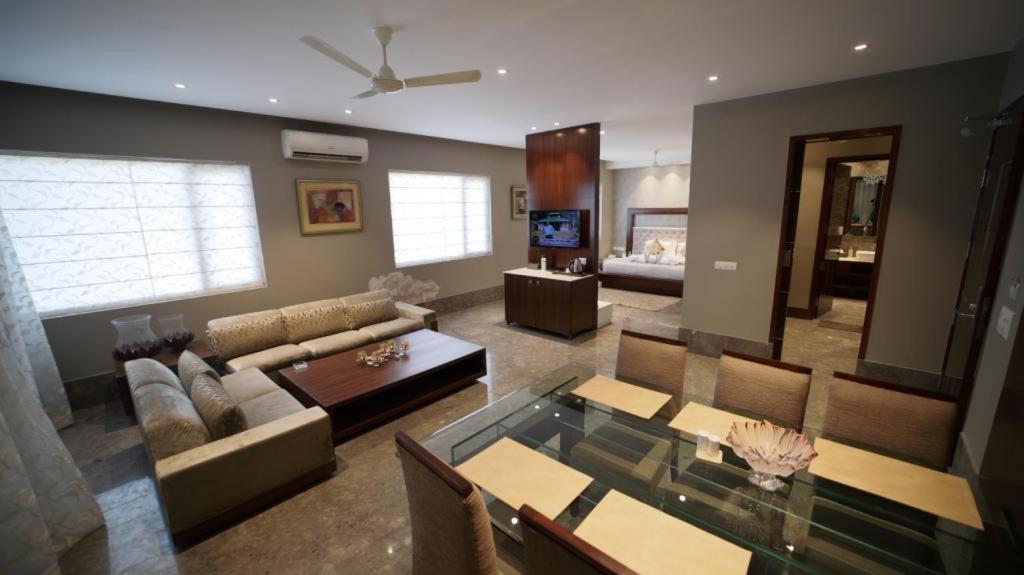 The Grand Village Moradabad Esterno foto