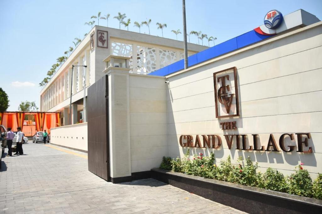 The Grand Village Moradabad Esterno foto